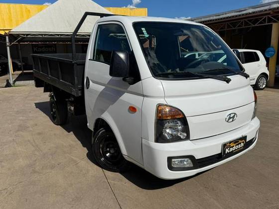 HYUNDAI HR 2.5 LONGO SEM CAÇAMBA 4X2 16V 130CV TURBO INTERCOOLER DIESEL 2P MANUAL